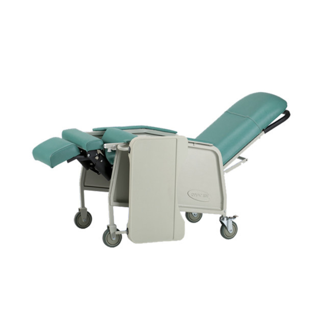 Invacare Traditional Three-Position Clinical Geri Recliner - Senior.com Clinical Chairs