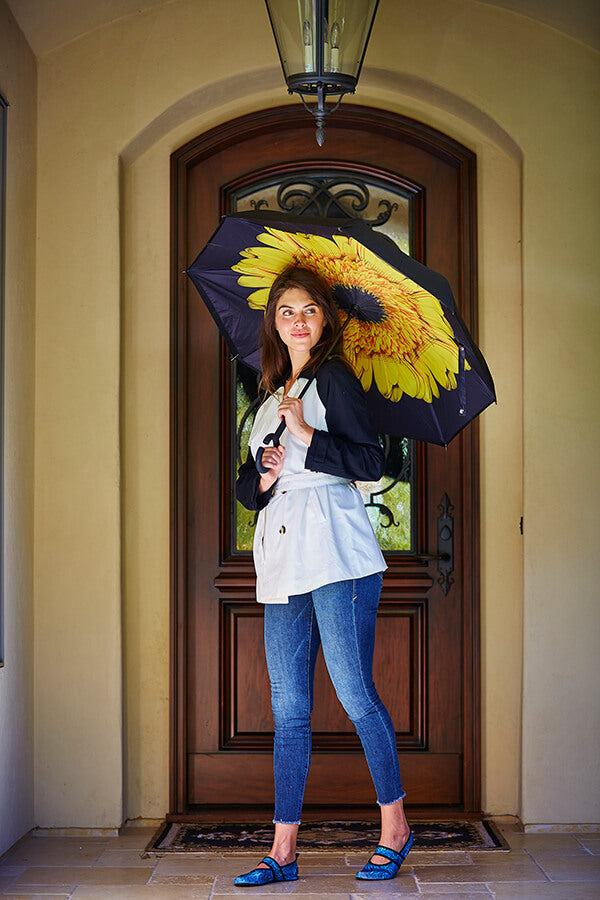 Topsy Turvy Designer Umbrellas - Drip Free Windproof - Poppies In Meadows - Senior.com Umbrellas