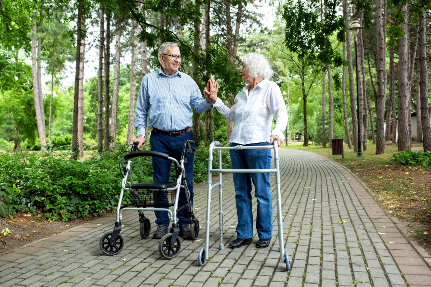Staying Active and Independent: How Walkers for Seniors Enhance Mobility and Confidence