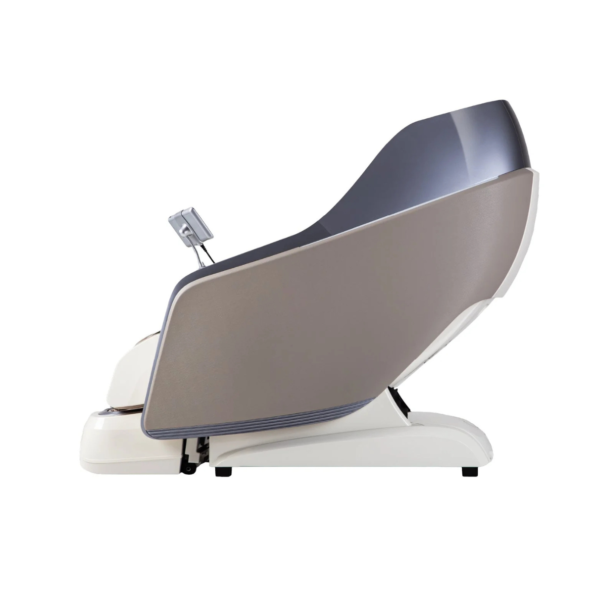 Osaki JP-Nexus 4D Massage chair Made in Japan - Senior.com Massage Chairs