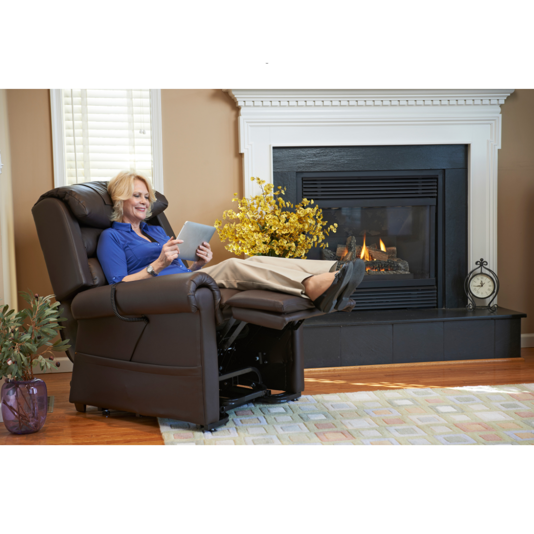 Comforter PR-502 Super Wide Lift Chair By Golden Technologies