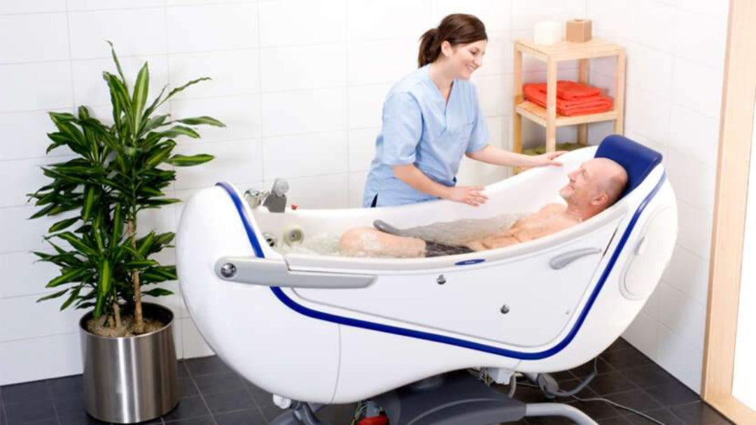 Arjo Parker Patient Bathing System - Height-Adjustable Sitting and Recline Bathing - Senior.com Bathing Systems