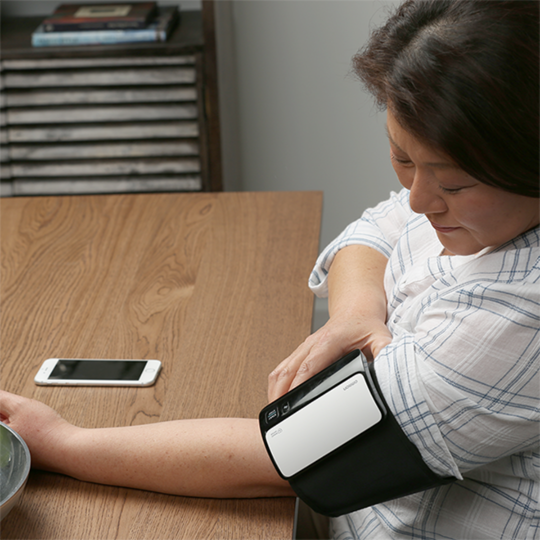 OMRON EVOLV Tubeless, Wireless, Upper Arm Blood Pressure Monitor 